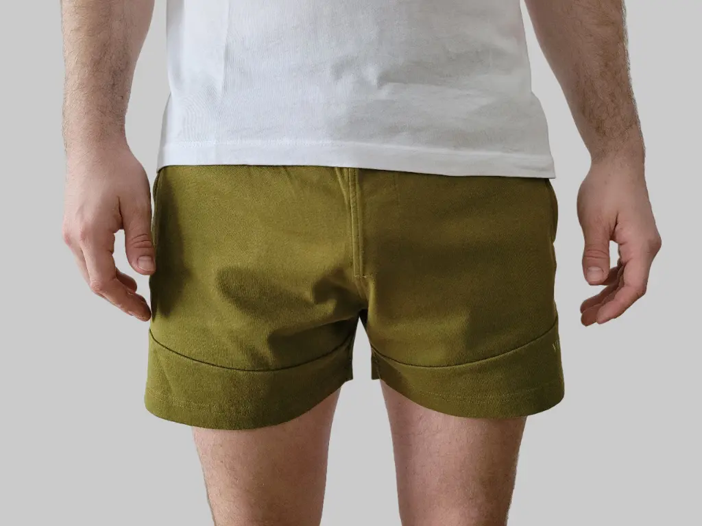 MID-THIGH SHORTS OLIVE GREEN